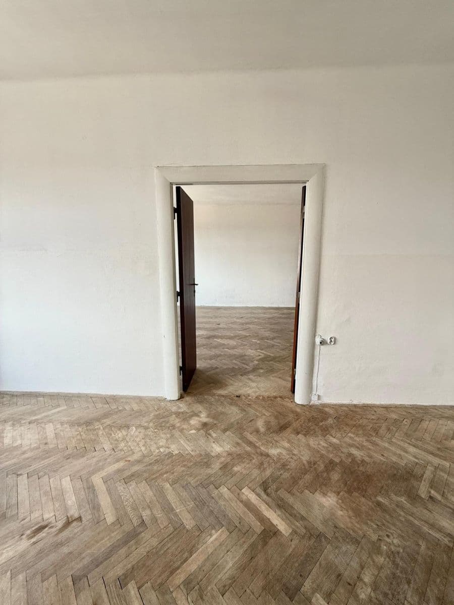 Prenájom bytu 4-izbový 138 m², Skořepka, Brno, Jihomoravský kraj Prenájom bytu 4-izbový 138 m², Skořepka, Brno, Jihomoravský kraj