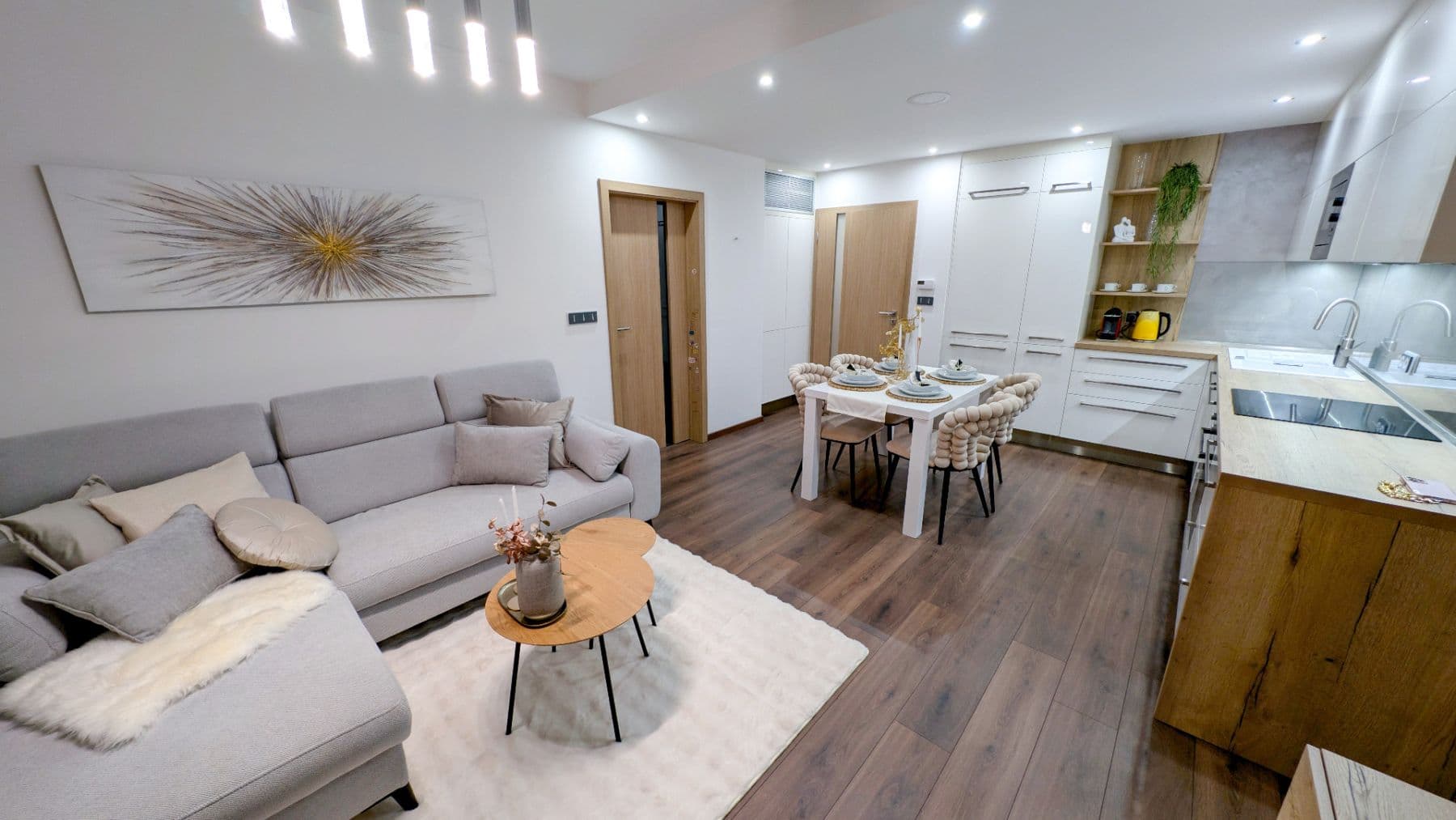 Prenájom bytu 2-izbový 82 m², Rokycanova, Olomouc, Olomoucký kraj Prenájom bytu 2-izbový 82 m², Rokycanova, Olomouc, Olomoucký kraj