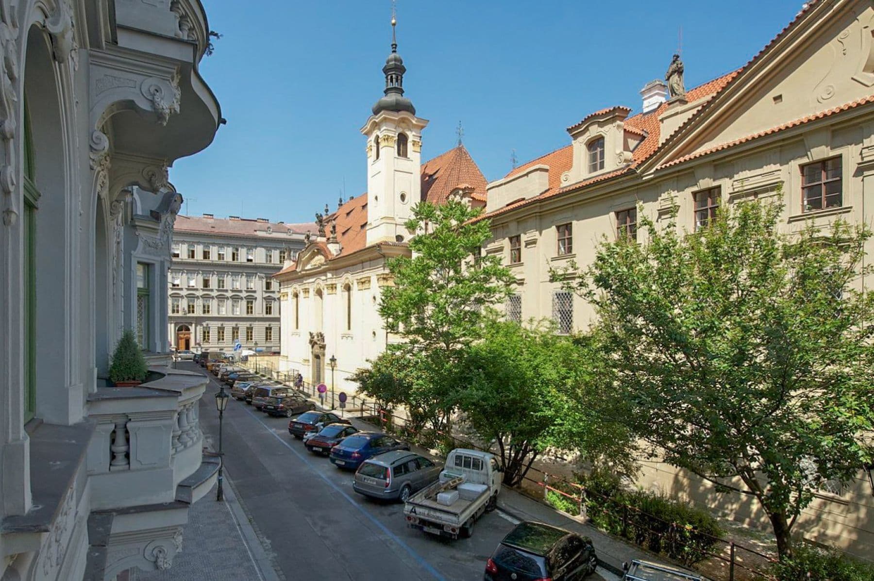 Prenájom bytu 2-izbový 79 m², U Milosrdných, Praha, Praha Prenájom bytu 2-izbový 79 m², U Milosrdných, Praha, Praha