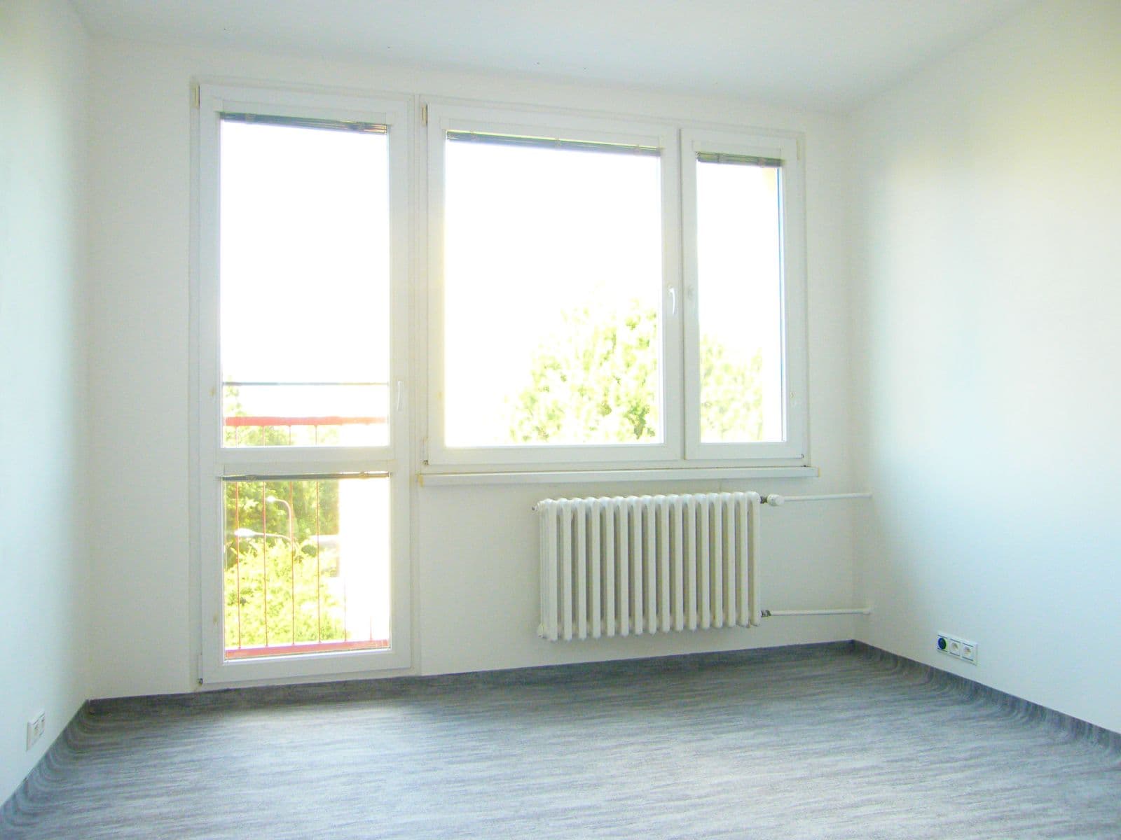 Prenájom bytu 3-izbový 67 m², Rimavské Soboty, Kolín, Středočeský kraj Prenájom bytu 3-izbový 67 m², Rimavské Soboty, Kolín, Středočeský kraj