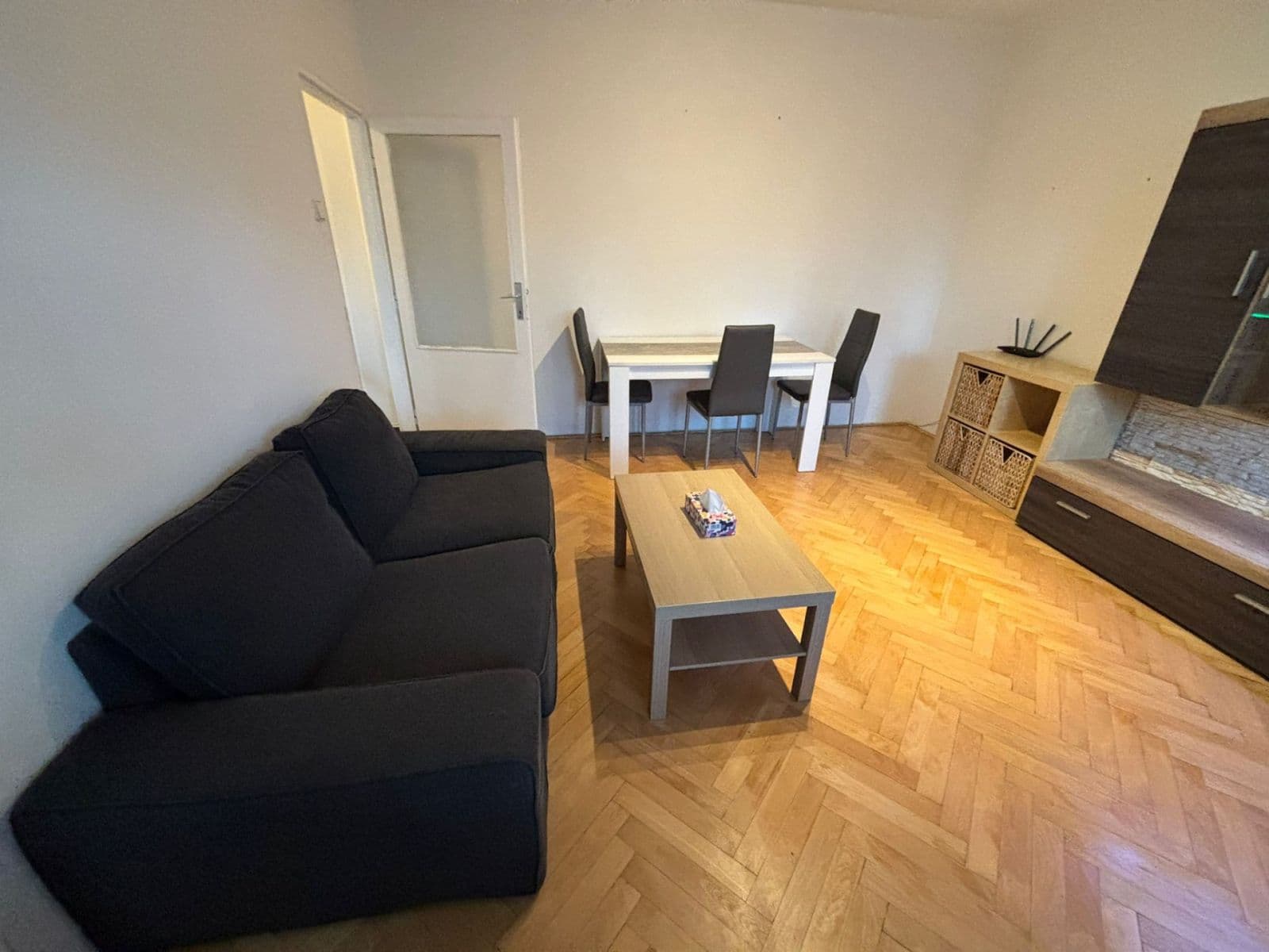 Prenájom bytu 2-izbový 56 m², Pospíšilova, Hradec Králové, Královéhradecký kraj Prenájom bytu 2-izbový 56 m², Pospíšilova, Hradec Králové, Královéhradecký kraj