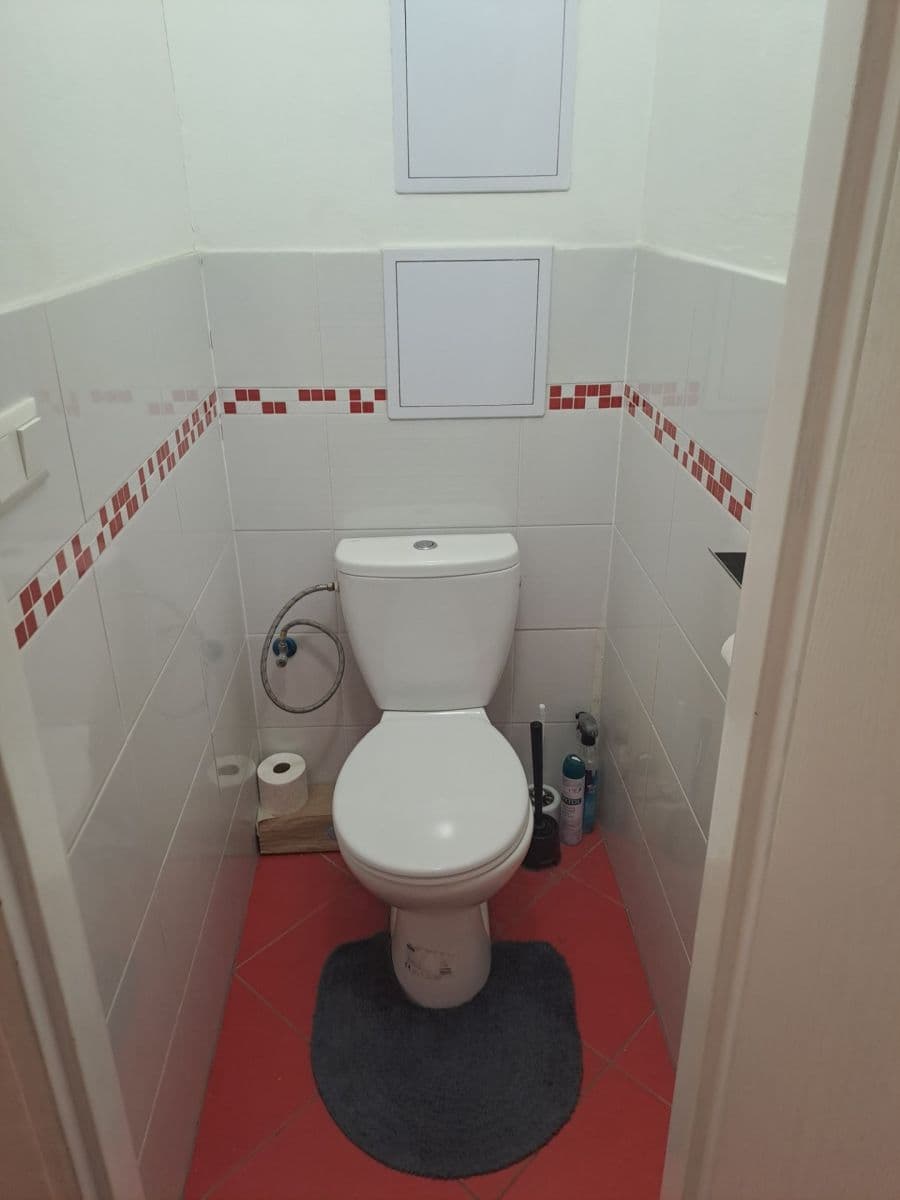 Prenájom bytu 2-izbový 56 m², Pospíšilova, Hradec Králové, Královéhradecký kraj Prenájom bytu 2-izbový 56 m², Pospíšilova, Hradec Králové, Královéhradecký kraj