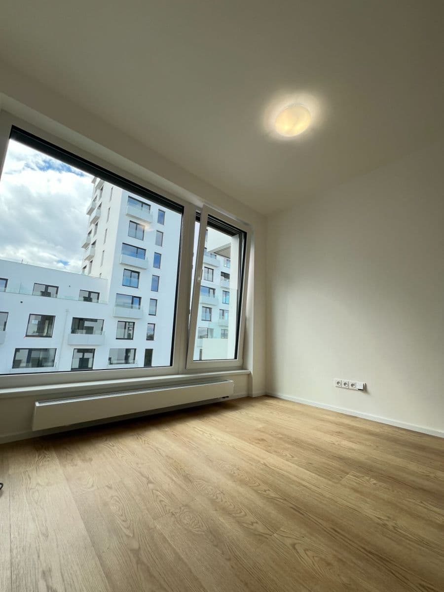 Prenájom bytu 1-izbový 29 m², třída Generála Píky, Brno, Jihomoravský kraj Prenájom bytu 1-izbový 29 m², třída Generála Píky, Brno, Jihomoravský kraj