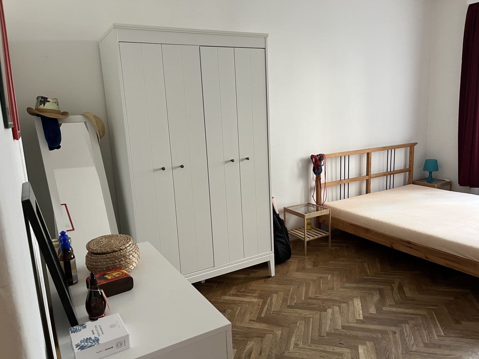 Prenájom bytu 41 m², Kouřimská, Praha, Praha Prenájom bytu 41 m², Kouřimská, Praha, Praha