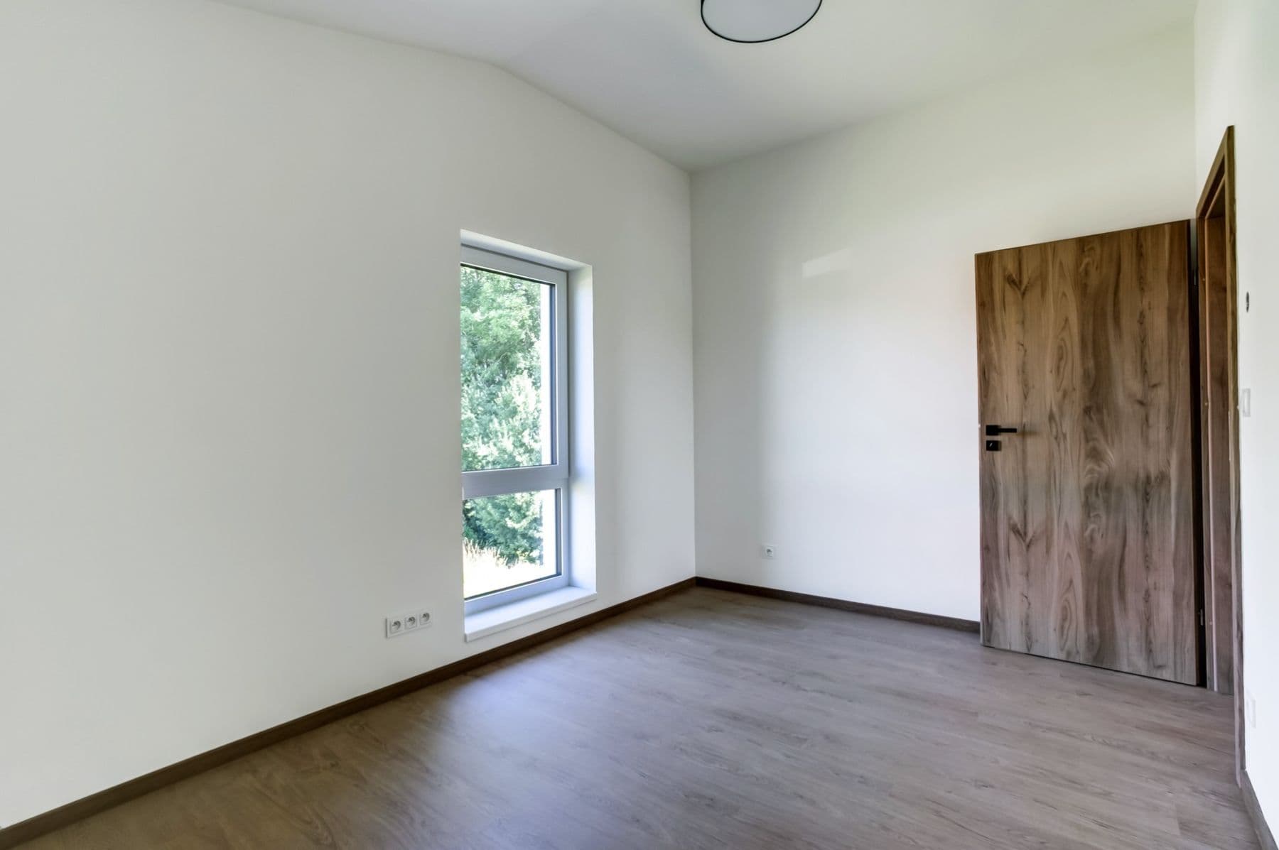 Predaj domu 159 m², pozemek 879 m², U Lesíka, Nová Ves, Středočeský kraj Predaj domu 159 m², pozemek 879 m², U Lesíka, Nová Ves, Středočeský kraj