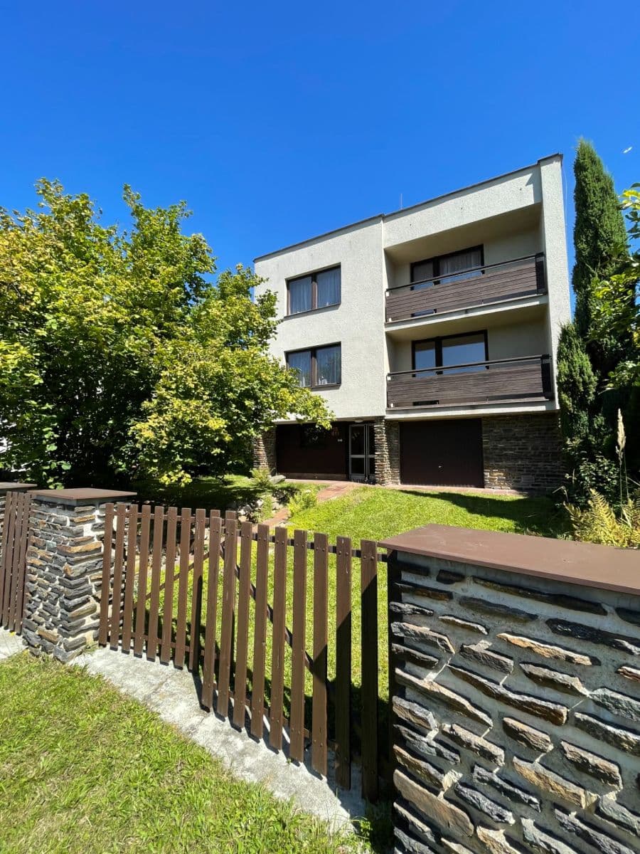 Prenájom domu 260 m², pozemek 132 m², Jabloňová, Rudolfov, Jihočeský kraj Prenájom domu 260 m², pozemek 132 m², Jabloňová, Rudolfov, Jihočeský kraj