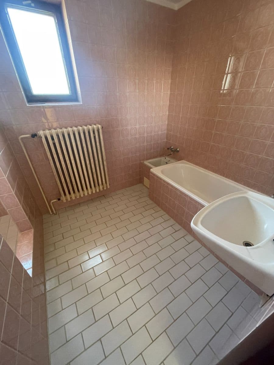 Prenájom domu 260 m², pozemek 132 m², Jabloňová, Rudolfov, Jihočeský kraj Prenájom domu 260 m², pozemek 132 m², Jabloňová, Rudolfov, Jihočeský kraj