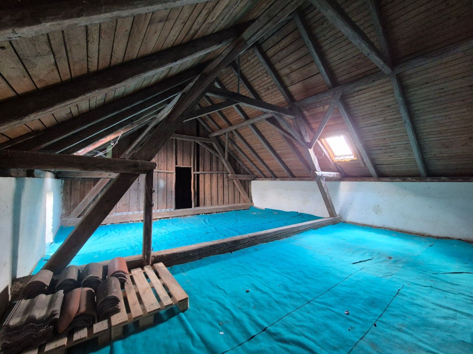 Prenájom domu 510 m², pozemok 1.000 m², Náves sv. Petra a Pavla, Zlatníky-Hodkovice, Středočeský kraj Prenájom domu 510 m², pozemok 1.000 m², Náves sv. Petra a Pavla, Zlatníky-Hodkovice, Středočeský kraj