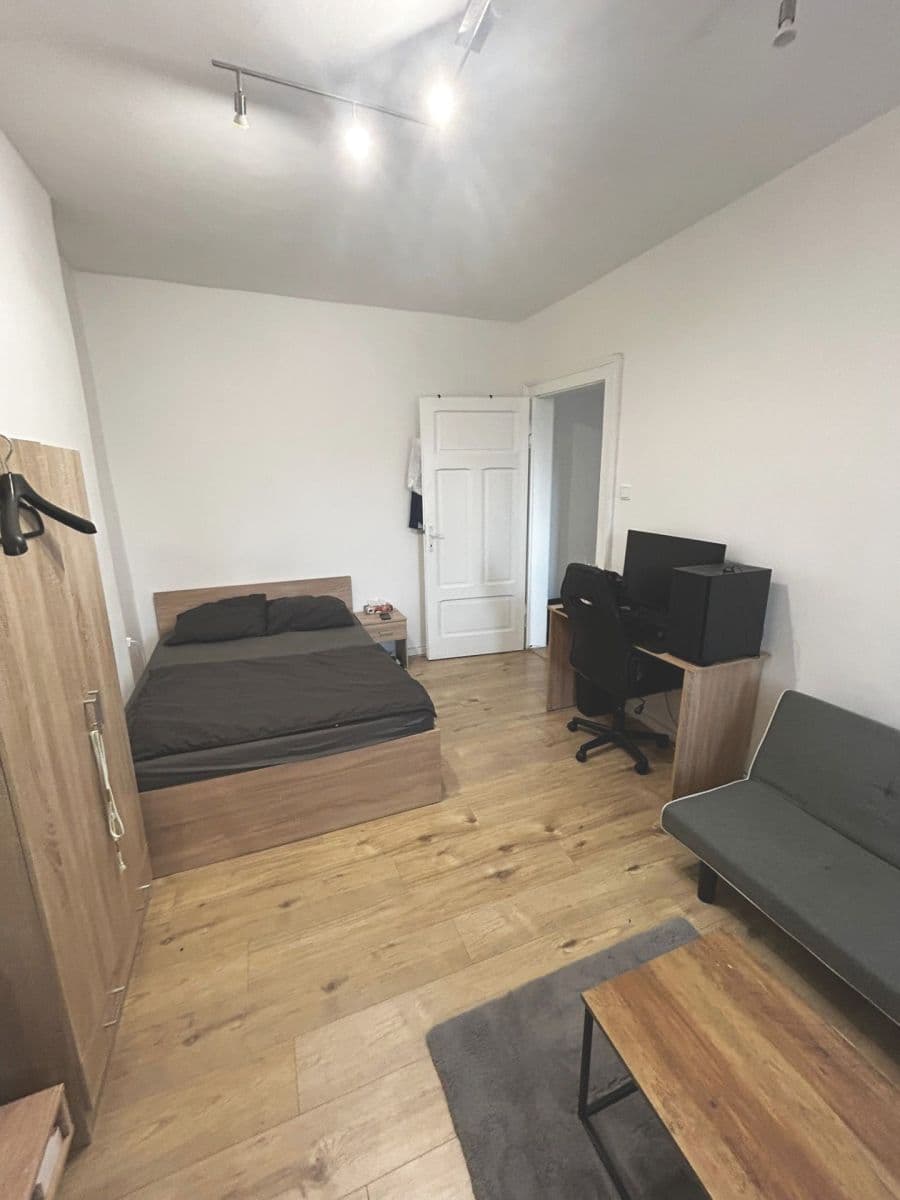 Prenájom bytu 1-izbový 28 m², Cajthamlova, Teplice, Ústecký kraj Prenájom bytu 1-izbový 28 m², Cajthamlova, Teplice, Ústecký kraj