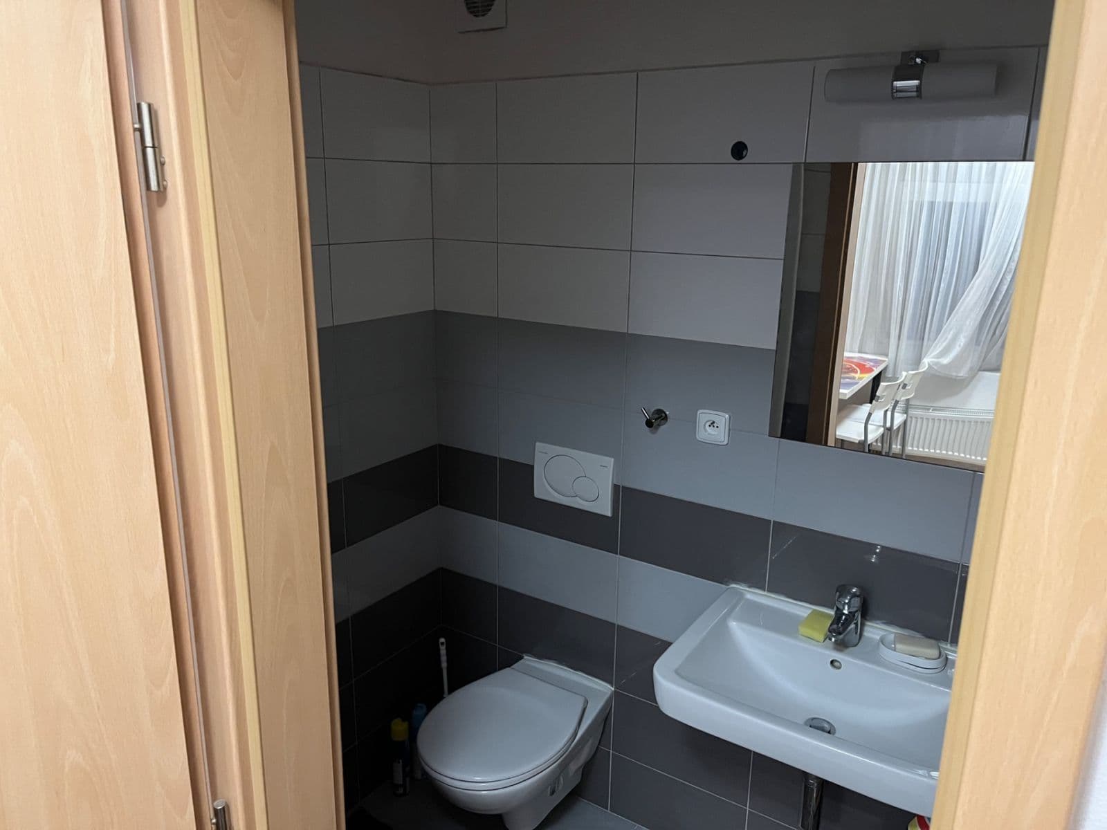 Prenájom bytu 1-izbový 21 m², Rohová, Praha, Praha Prenájom bytu 1-izbový 21 m², Rohová, Praha, Praha