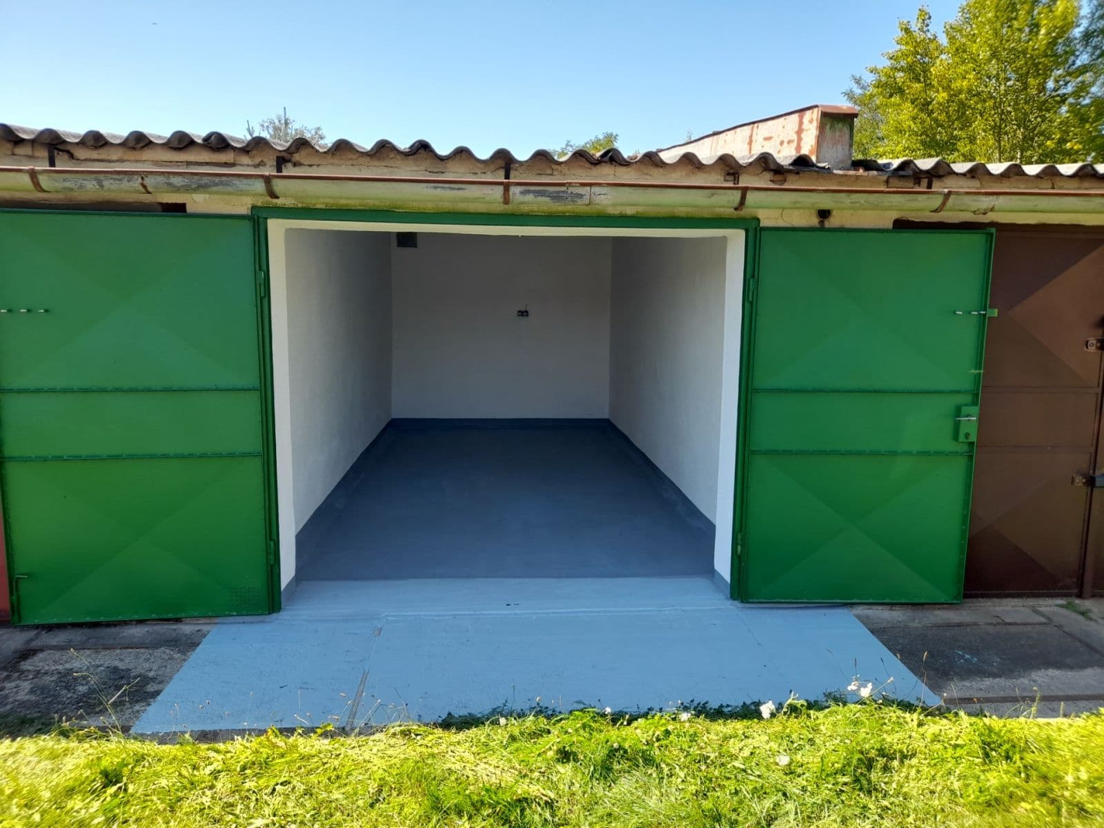 Predaj garáže 18 m², Plzeň, Plzeňský kraj Predaj garáže 18 m², Plzeň, Plzeňský kraj
