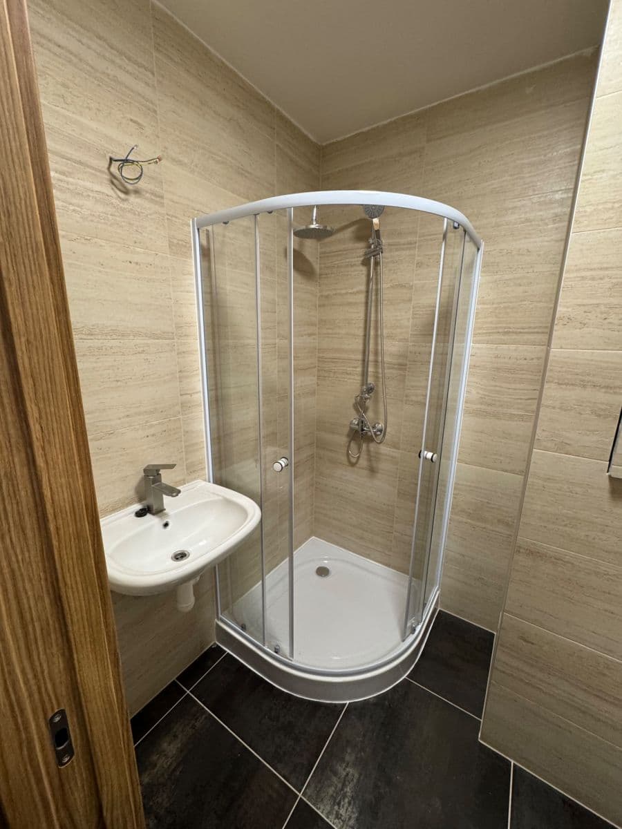 Prenájom bytu 2-izbový 41 m², Na Úlehli, Praha, Praha Prenájom bytu 2-izbový 41 m², Na Úlehli, Praha, Praha