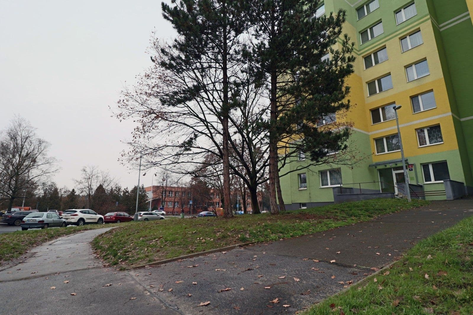 Prenájom bytu 1-izbový 38 m², Kusého, Praha, Praha Prenájom bytu 1-izbový 38 m², Kusého, Praha, Praha