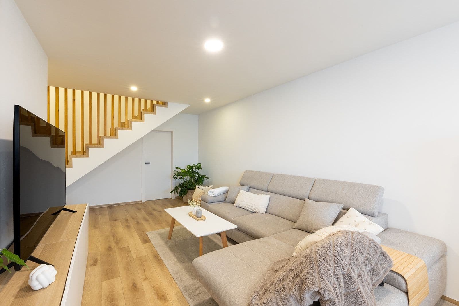 Predaj bytu 4-izbový 80 m², Hurbanova, Praha, Praha Predaj bytu 4-izbový 80 m², Hurbanova, Praha, Praha