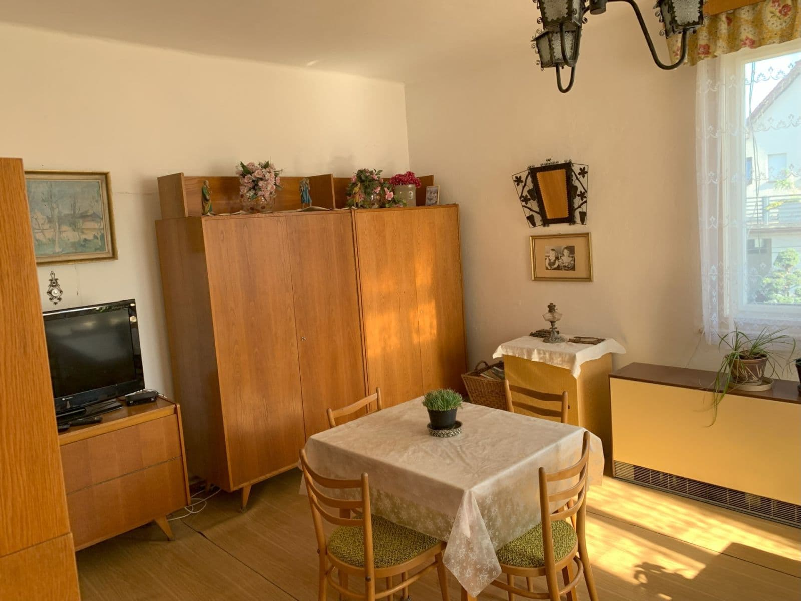 Predaj domu 200 m², pozemek 1.282 m², Požárníků, Dolní Bousov, Středočeský kraj Predaj domu 200 m², pozemek 1.282 m², Požárníků, Dolní Bousov, Středočeský kraj