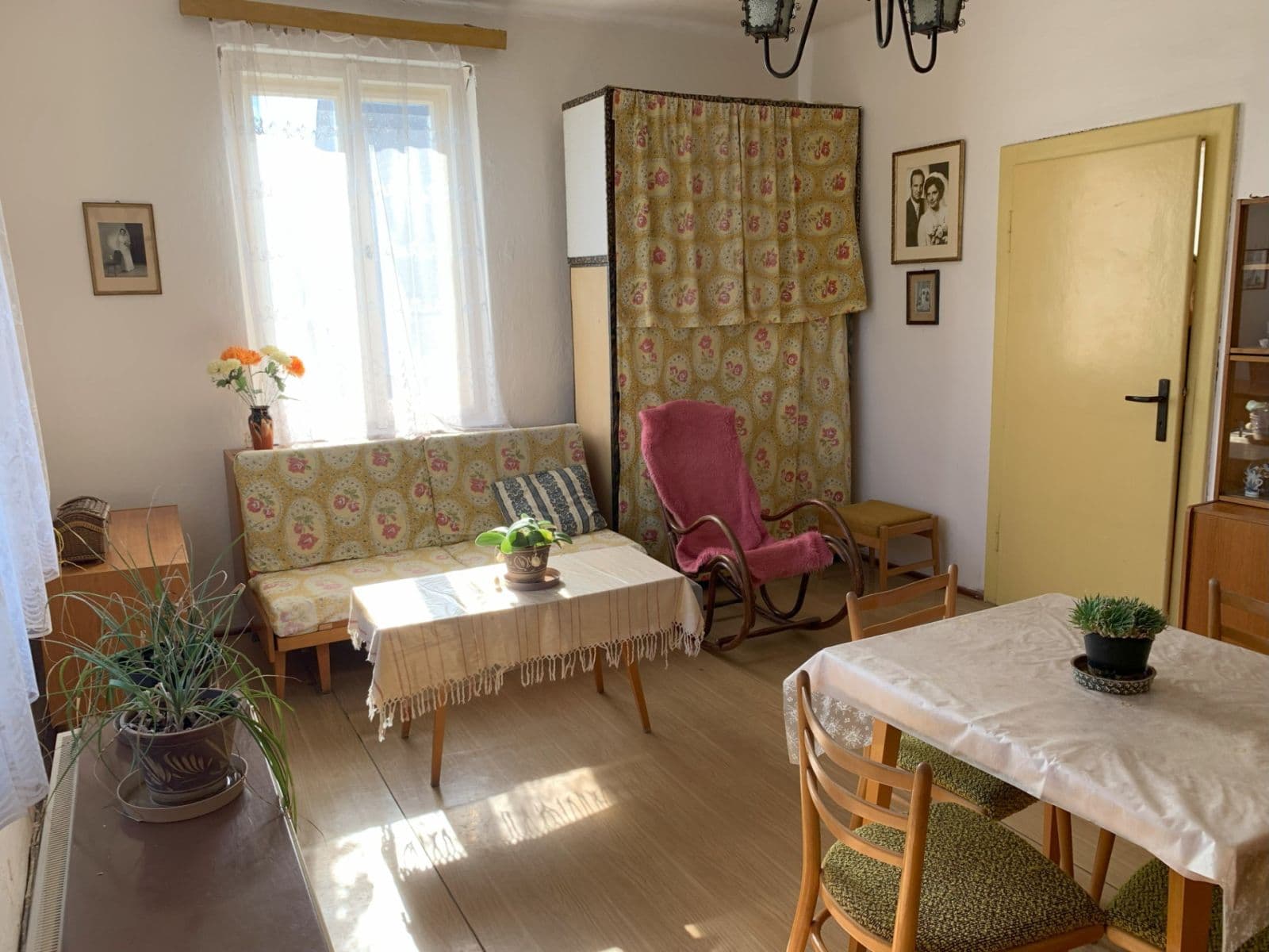 Predaj domu 200 m², pozemek 1.282 m², Požárníků, Dolní Bousov, Středočeský kraj Predaj domu 200 m², pozemek 1.282 m², Požárníků, Dolní Bousov, Středočeský kraj