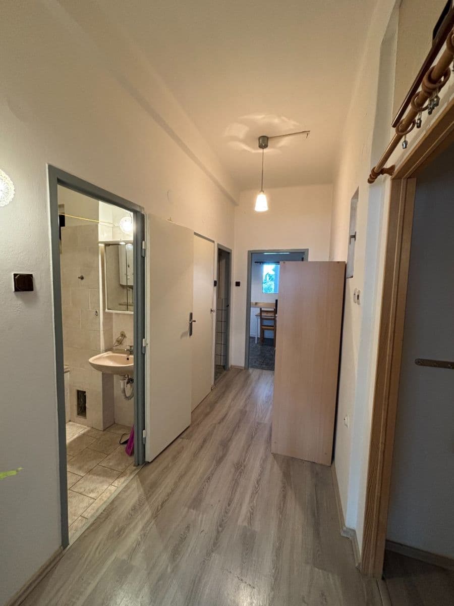 Prenájom bytu 2-izbový 52 m², K Moravině, Praha, Praha Prenájom bytu 2-izbový 52 m², K Moravině, Praha, Praha