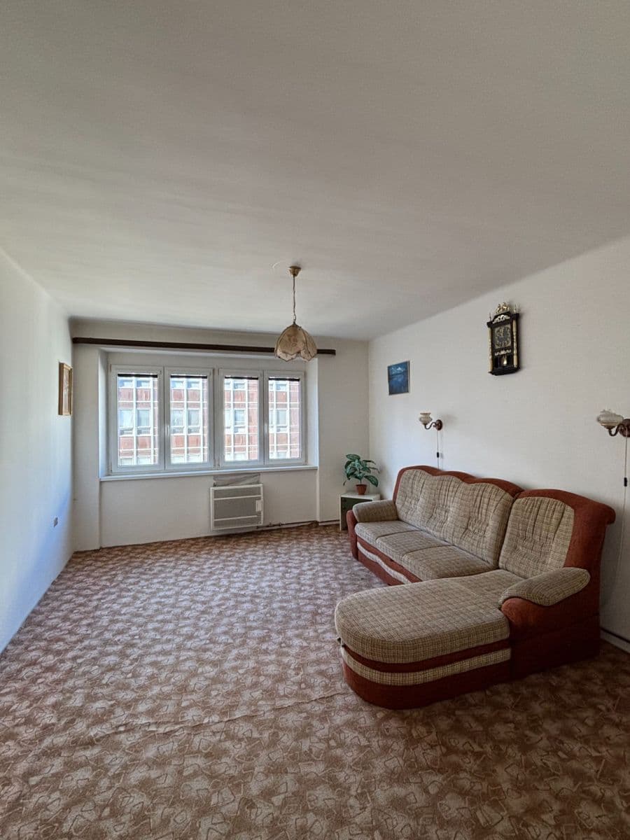 Prenájom bytu 2-izbový 52 m², K Moravině, Praha, Praha Prenájom bytu 2-izbový 52 m², K Moravině, Praha, Praha