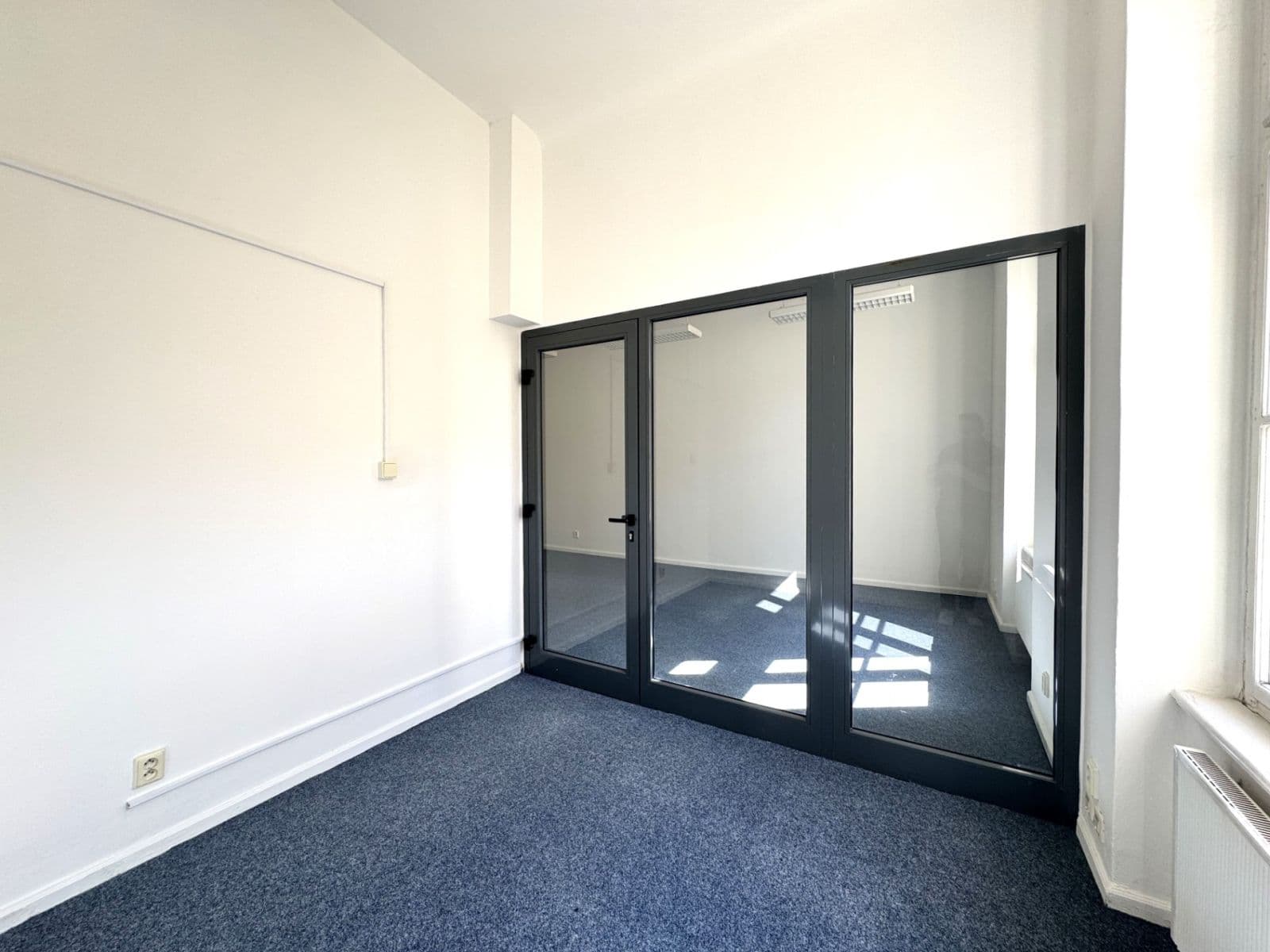 Prenájom kancelárie 237 m², Žitná, Praha, Praha Prenájom kancelárie 237 m², Žitná, Praha, Praha