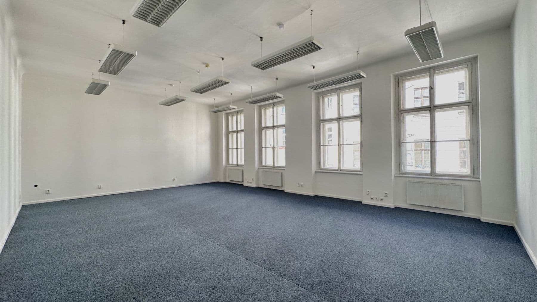 Prenájom kancelárie 237 m², Žitná, Praha, Praha Prenájom kancelárie 237 m², Žitná, Praha, Praha
