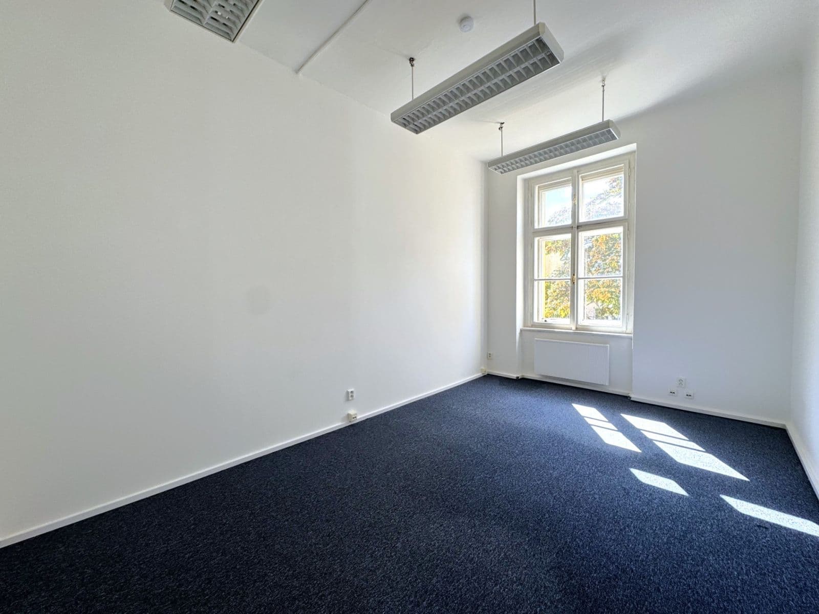 Prenájom kancelárie 243 m², Žitná, Praha, Praha Prenájom kancelárie 243 m², Žitná, Praha, Praha