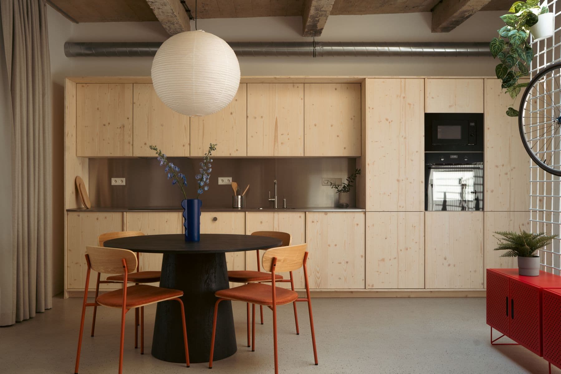 Prenájom bytu 80 m², Sevastopolská, Praha, Praha Prenájom bytu 80 m², Sevastopolská, Praha, Praha