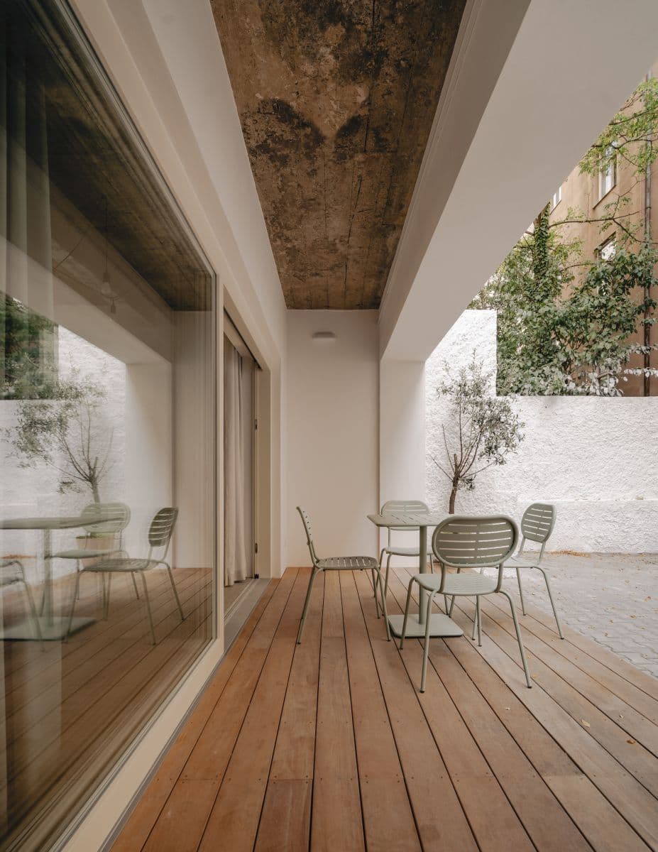 Prenájom bytu 80 m², Sevastopolská, Praha, Praha Prenájom bytu 80 m², Sevastopolská, Praha, Praha