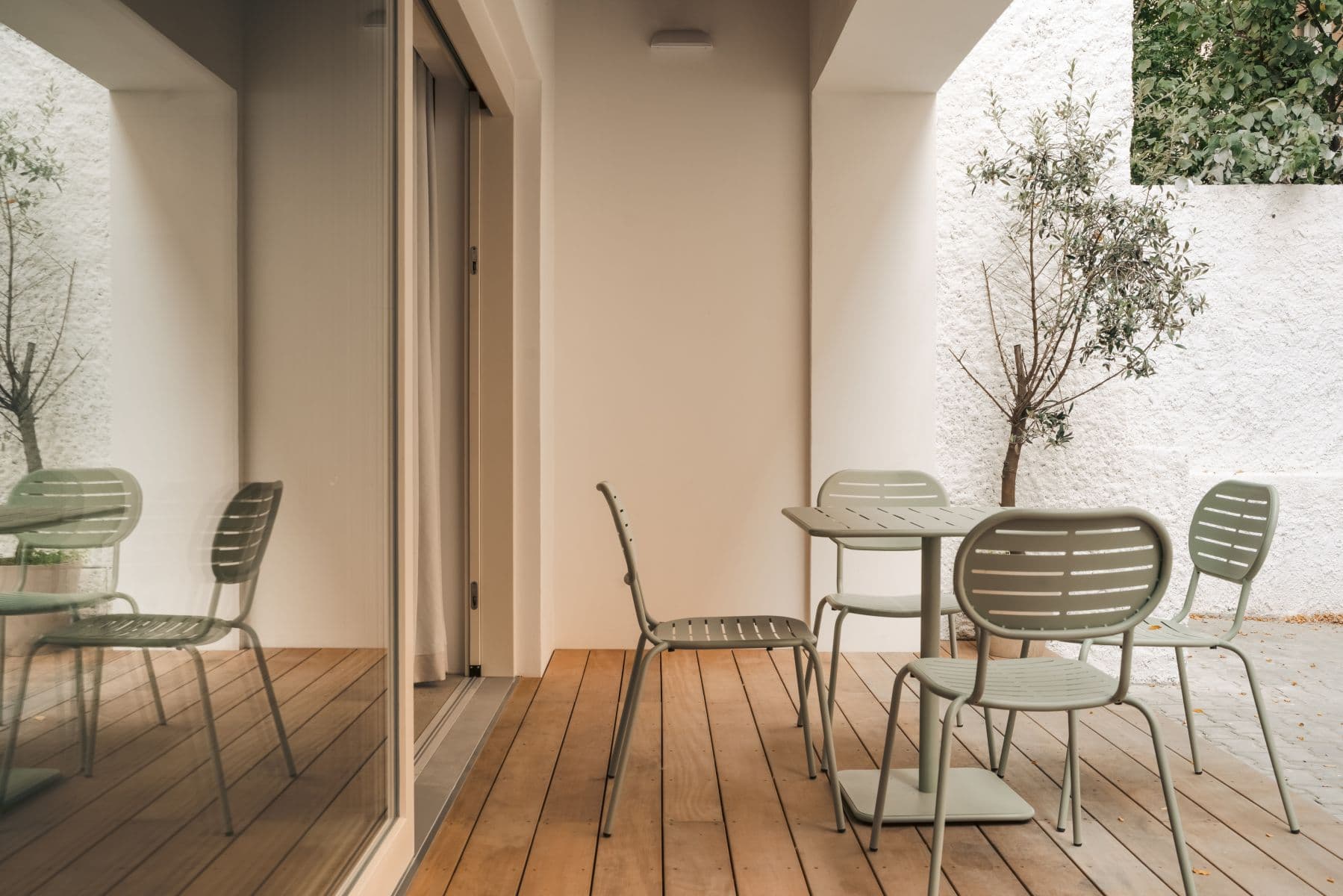 Prenájom bytu 80 m², Sevastopolská, Praha, Praha Prenájom bytu 80 m², Sevastopolská, Praha, Praha