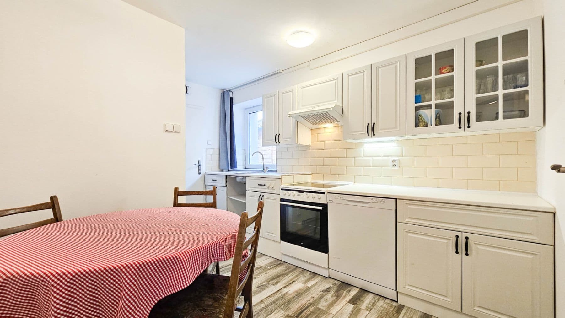 Predaj domu 146 m², pozemek 27 m², Pražská, Stříbrná Skalice, Středočeský kraj Predaj domu 146 m², pozemek 27 m², Pražská, Stříbrná Skalice, Středočeský kraj