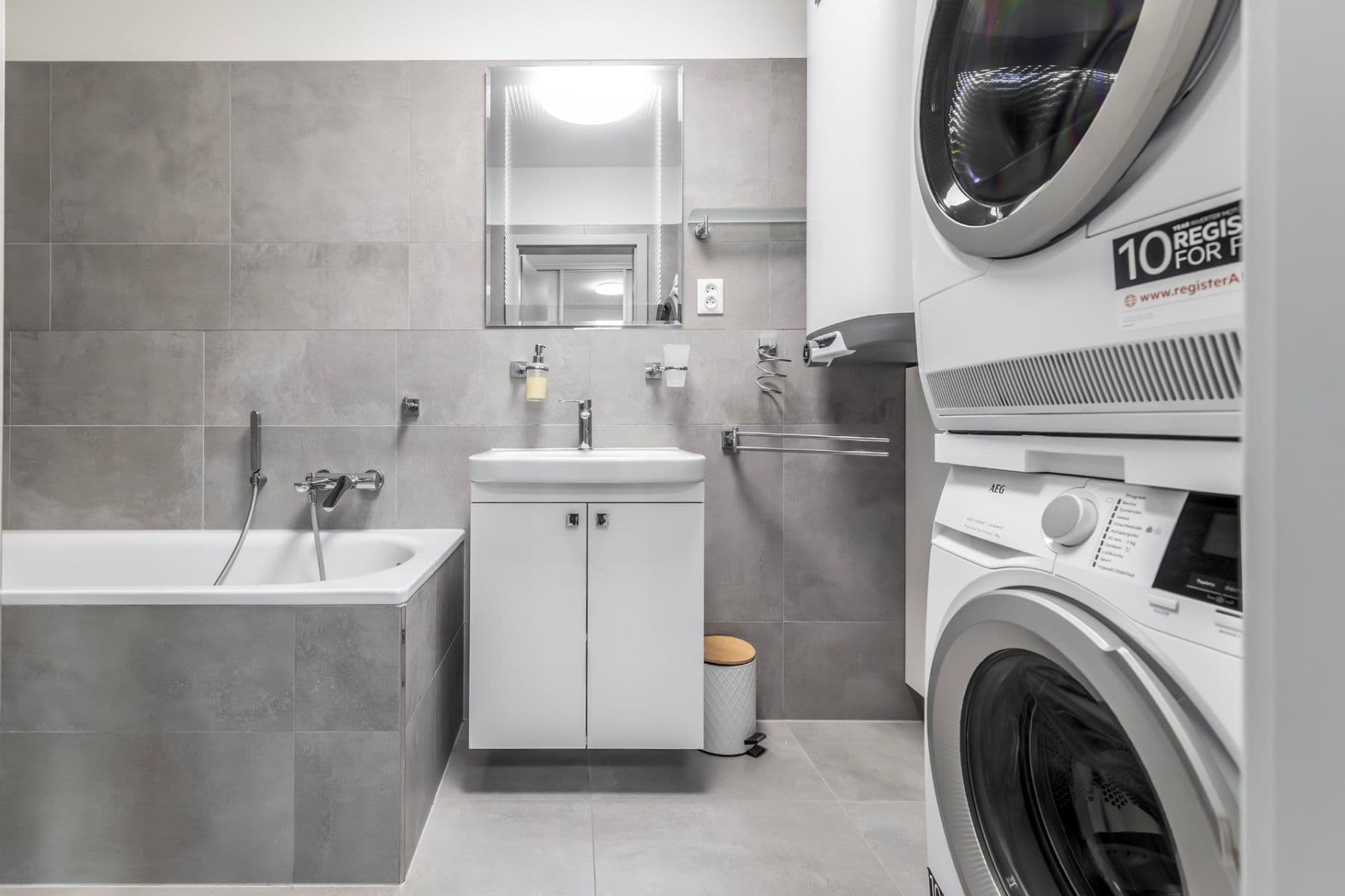 Predaj bytu 2-izbový 63 m², Nové Dvory-Podhůří, Frýdek-Místek, Moravskoslezský kraj Predaj bytu 2-izbový 63 m², Nové Dvory-Podhůří, Frýdek-Místek, Moravskoslezský kraj