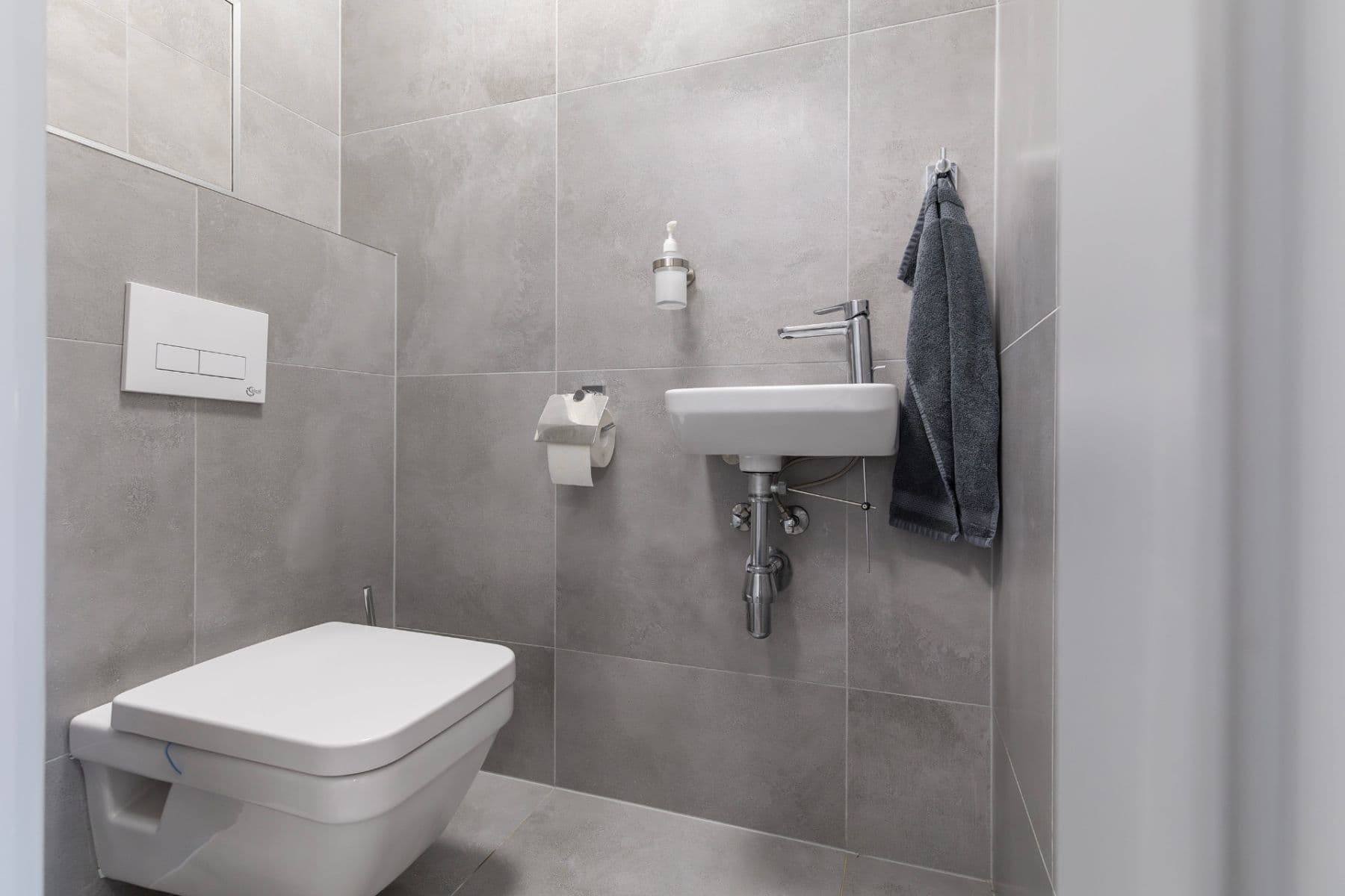 Predaj bytu 2-izbový 63 m², Nové Dvory-Podhůří, Frýdek-Místek, Moravskoslezský kraj Predaj bytu 2-izbový 63 m², Nové Dvory-Podhůří, Frýdek-Místek, Moravskoslezský kraj