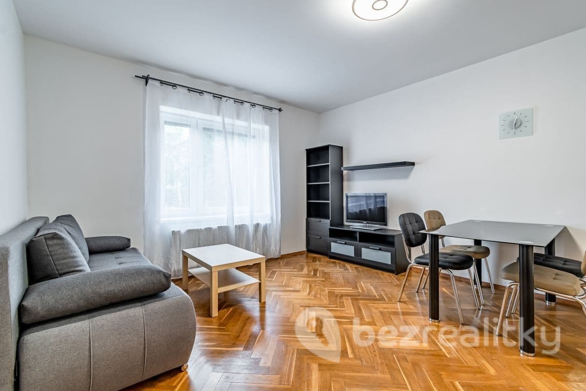Prenájom bytu 2-izbový 55 m², Olešnická, Praha, Praha Prenájom bytu 2-izbový 55 m², Olešnická, Praha, Praha