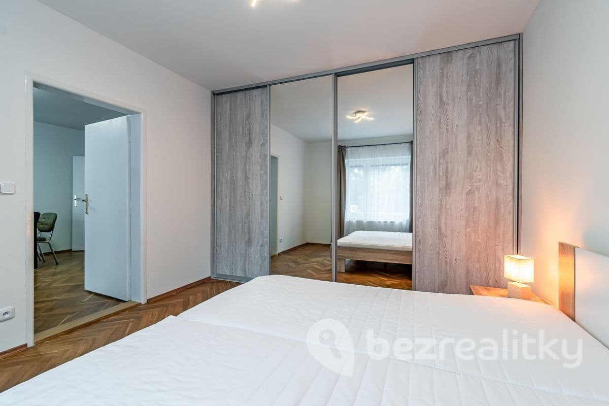 Prenájom bytu 2-izbový 55 m², Olešnická, Praha, Praha Prenájom bytu 2-izbový 55 m², Olešnická, Praha, Praha