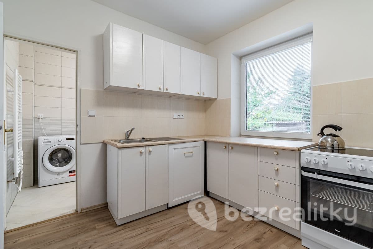 Prenájom bytu 2-izbový 55 m², Olešnická, Praha, Praha Prenájom bytu 2-izbový 55 m², Olešnická, Praha, Praha