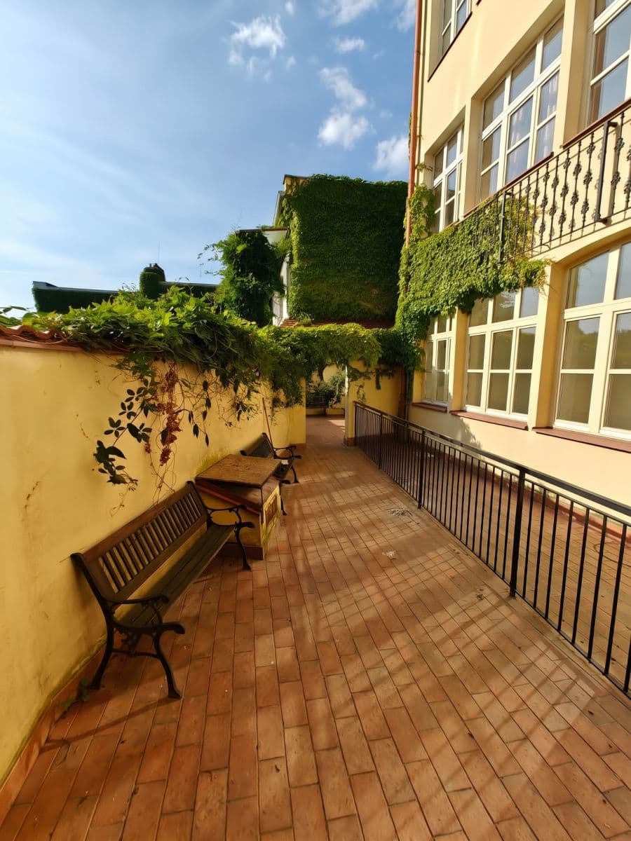 Prenájom bytu 1-izbový 34 m², Vlkova, Praha, Praha Prenájom bytu 1-izbový 34 m², Vlkova, Praha, Praha