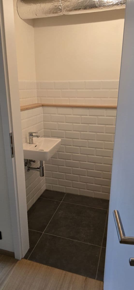 Prenájom bytu 2-izbový 58 m², Kolbenova, Praha, Praha Prenájom bytu 2-izbový 58 m², Kolbenova, Praha, Praha