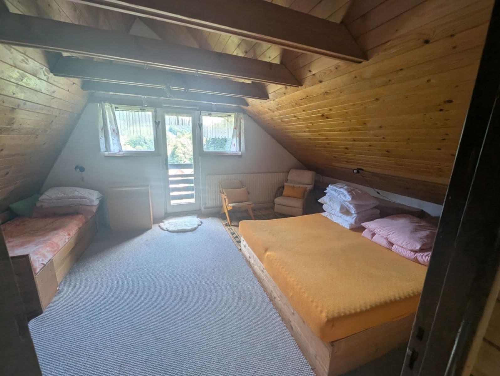 Predaj rekreačného objektu 120 m², pozemek 1.159 m², Liptál, Zlínský kraj Predaj rekreačného objektu 120 m², pozemek 1.159 m², Liptál, Zlínský kraj