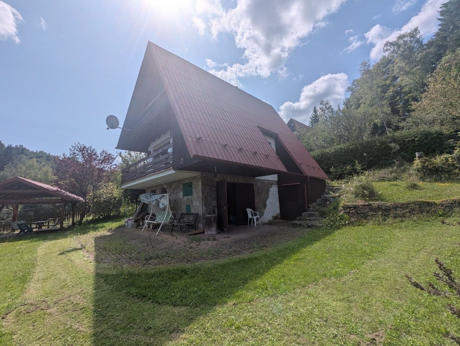 Predaj rekreačného objektu 120 m², pozemek 1.159 m², Liptál, Zlínský kraj Predaj rekreačného objektu 120 m², pozemek 1.159 m², Liptál, Zlínský kraj