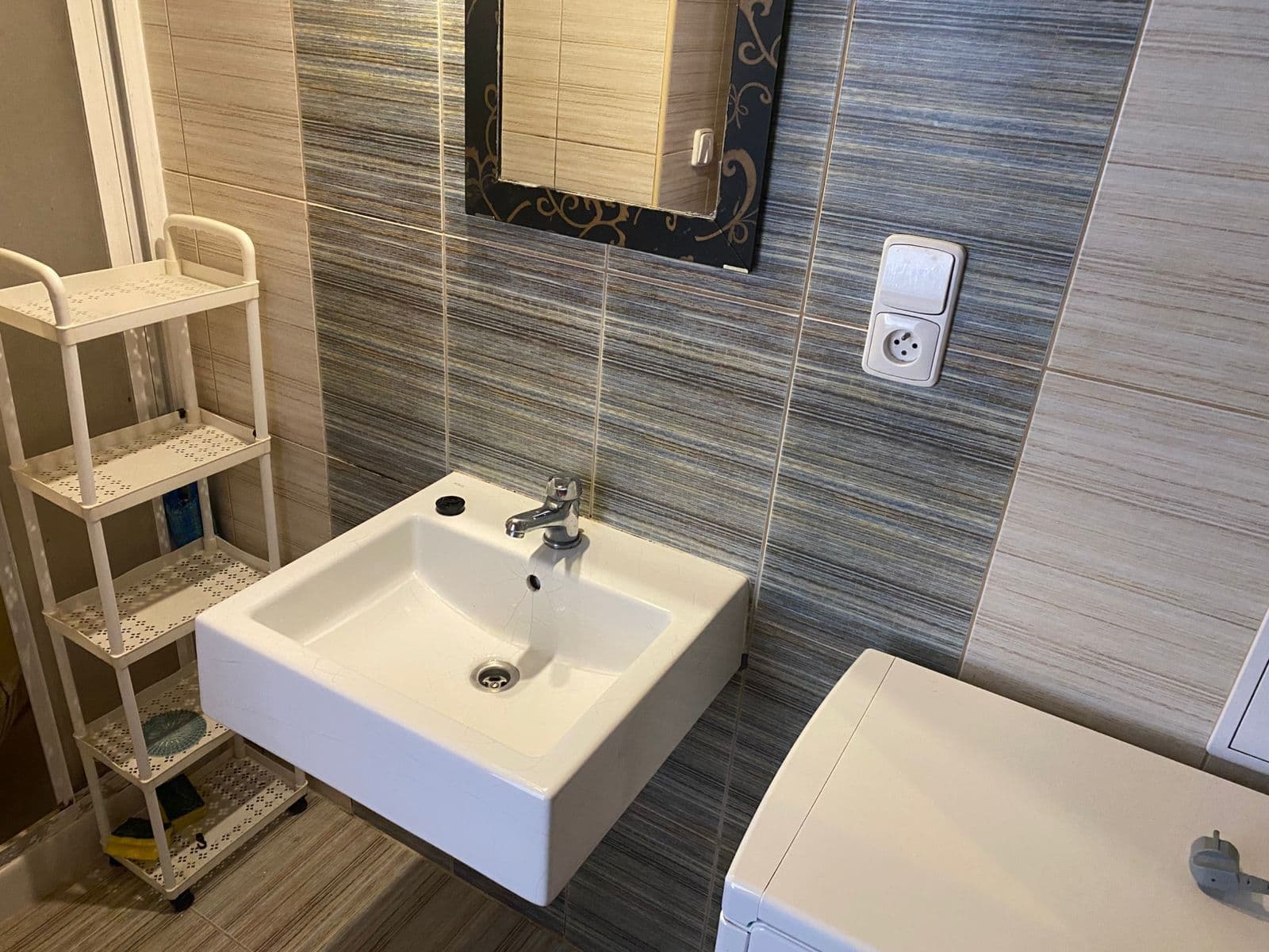 Prenájom bytu 1-izbový 21 m², U Tvrze, Praha, Praha Prenájom bytu 1-izbový 21 m², U Tvrze, Praha, Praha
