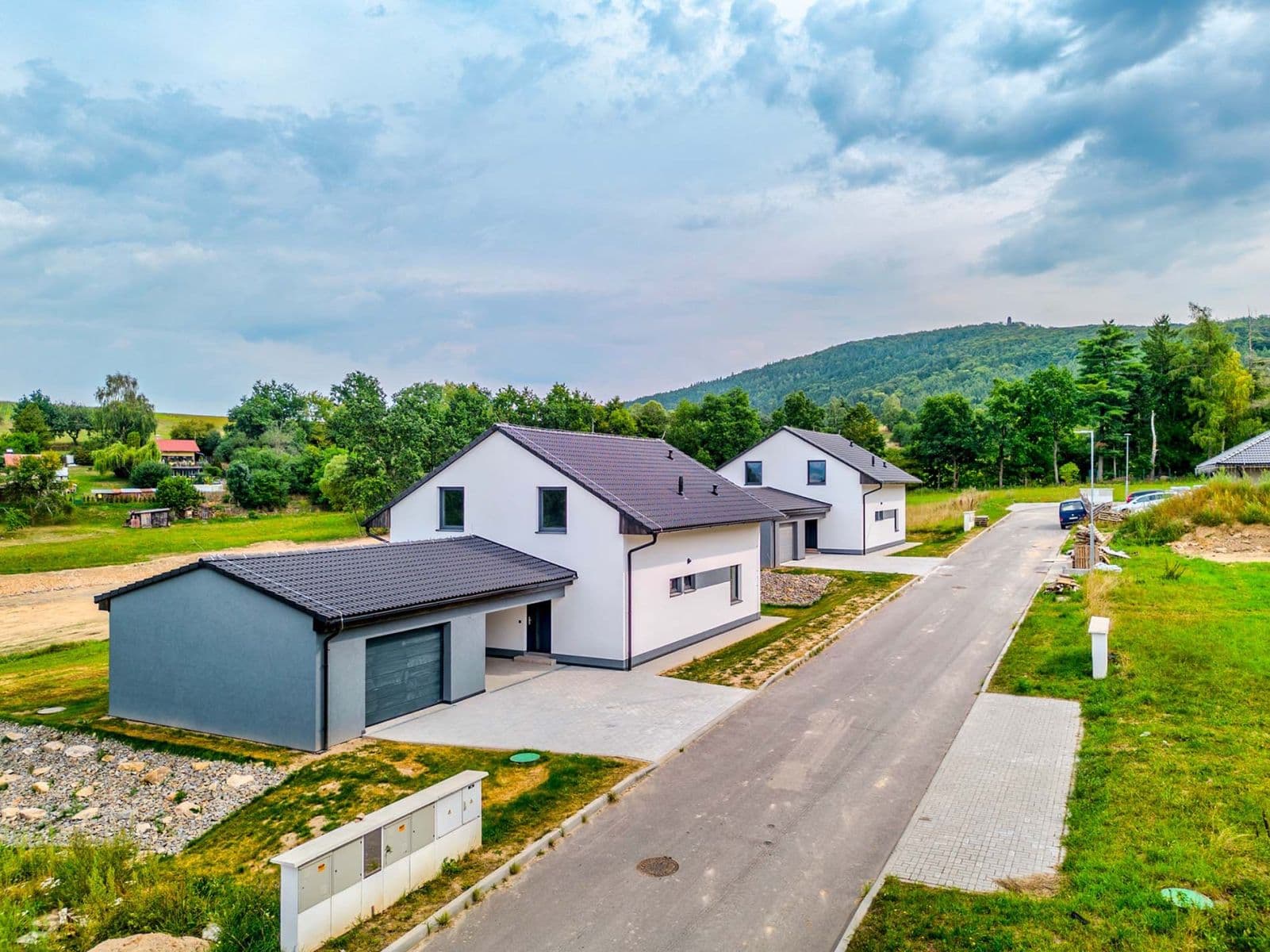 Predaj domu 248 m², pozemek 1.000 m², Louňovice pod Blaníkem, Středočeský kraj Predaj domu 248 m², pozemek 1.000 m², Louňovice pod Blaníkem, Středočeský kraj