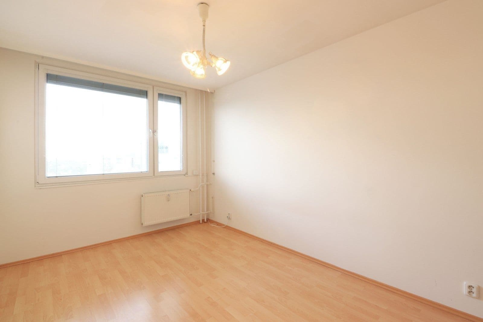 Prenájom bytu 3-izbový 70 m², Štichova, Praha, Praha Prenájom bytu 3-izbový 70 m², Štichova, Praha, Praha