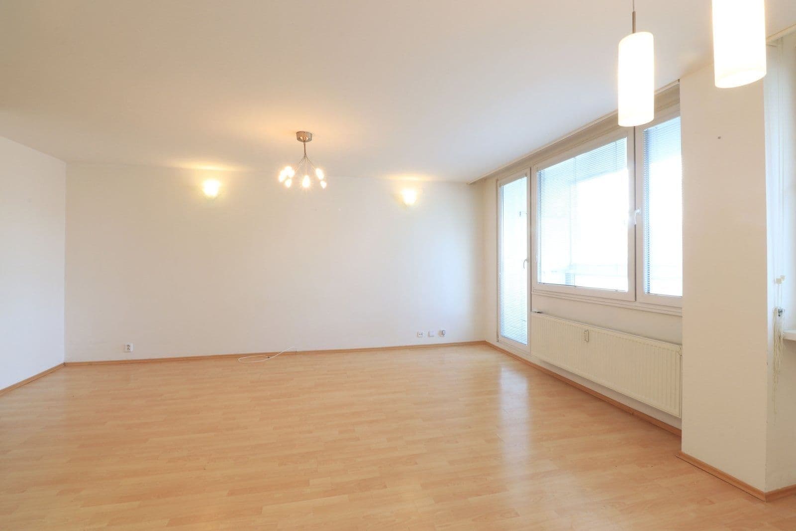 Prenájom bytu 3-izbový 70 m², Štichova, Praha, Praha Prenájom bytu 3-izbový 70 m², Štichova, Praha, Praha