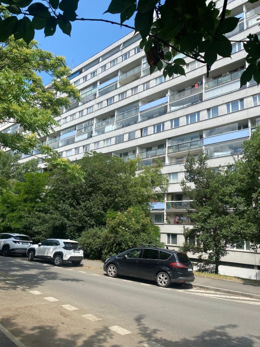 Prenájom bytu 2-izbový 38 m², Sládkovičova, Praha, Praha Prenájom bytu 2-izbový 38 m², Sládkovičova, Praha, Praha
