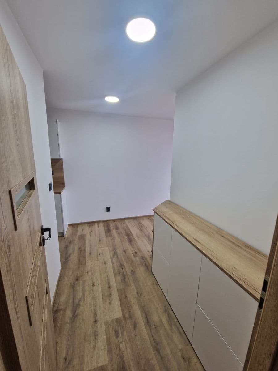 Predaj bytu 2-izbový 44 m², Křivenická, Praha, Praha Predaj bytu 2-izbový 44 m², Křivenická, Praha, Praha