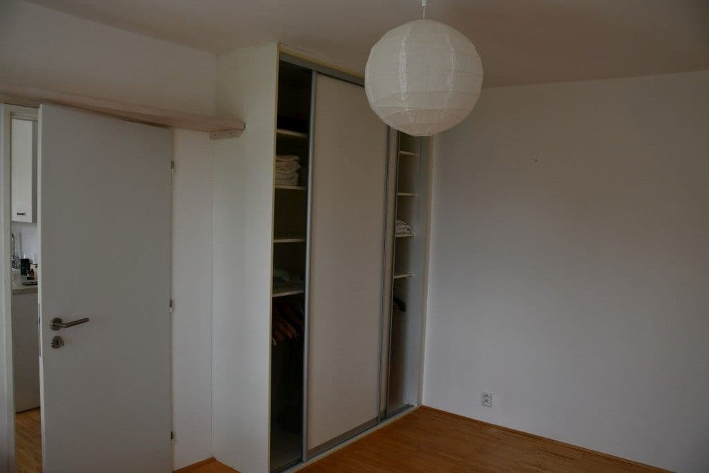 Prenájom bytu 1-izbový 32 m², Sibiřská, Brno, Jihomoravský kraj Prenájom bytu 1-izbový 32 m², Sibiřská, Brno, Jihomoravský kraj