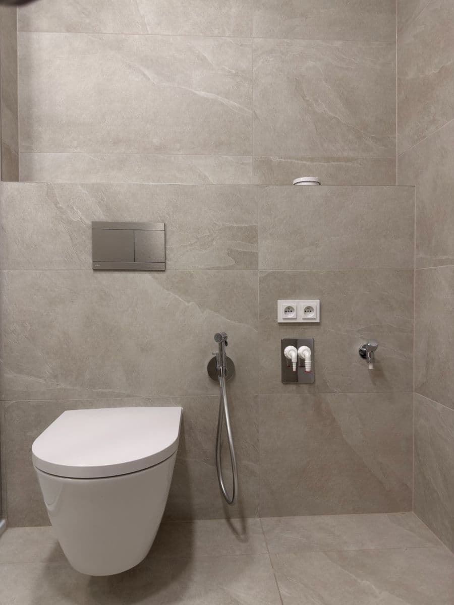 Prenájom bytu 1-izbový 35 m², Vladimíra Kobranova, Praha, Praha Prenájom bytu 1-izbový 35 m², Vladimíra Kobranova, Praha, Praha