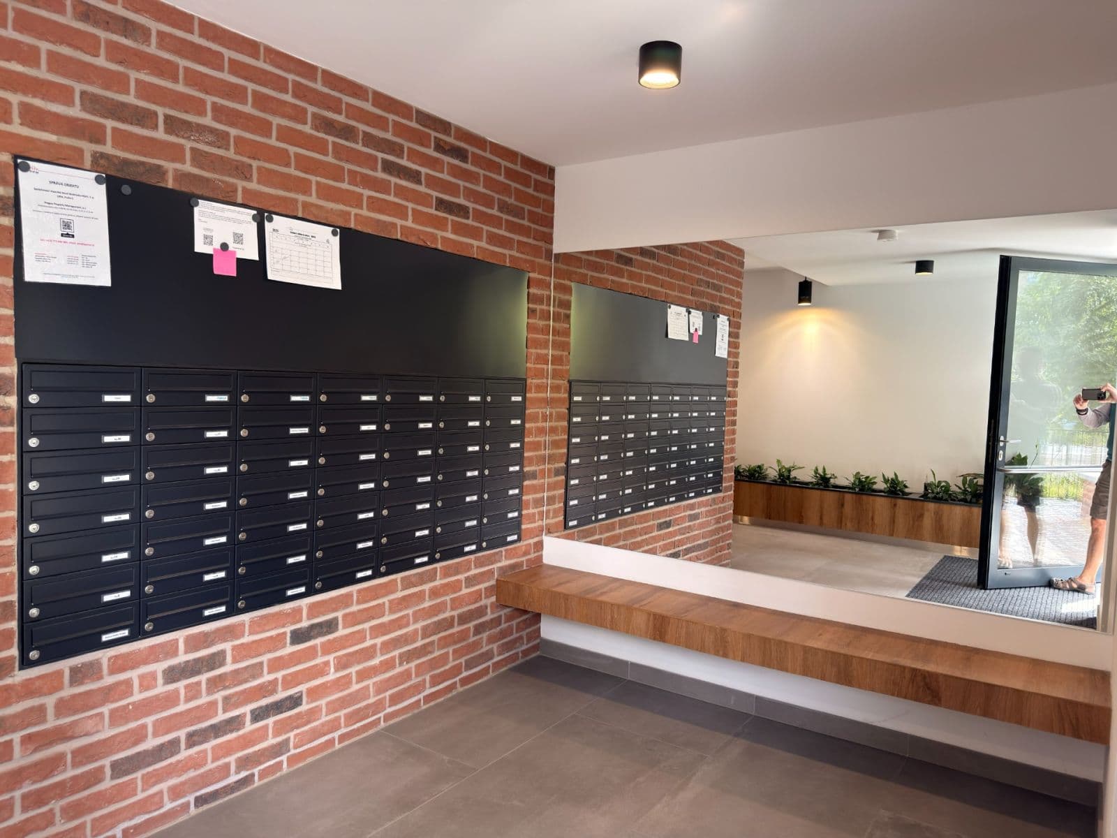Prenájom bytu 1-izbový 35 m², Vladimíra Kobranova, Praha, Praha Prenájom bytu 1-izbový 35 m², Vladimíra Kobranova, Praha, Praha
