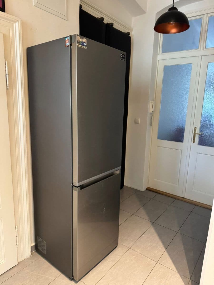 Prenájom bytu 2-izbový 51 m², Seifertova, Praha, Praha Prenájom bytu 2-izbový 51 m², Seifertova, Praha, Praha