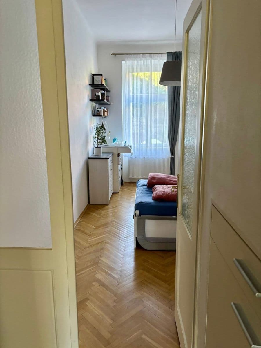 Prenájom bytu 2-izbový 51 m², Seifertova, Praha, Praha Prenájom bytu 2-izbový 51 m², Seifertova, Praha, Praha
