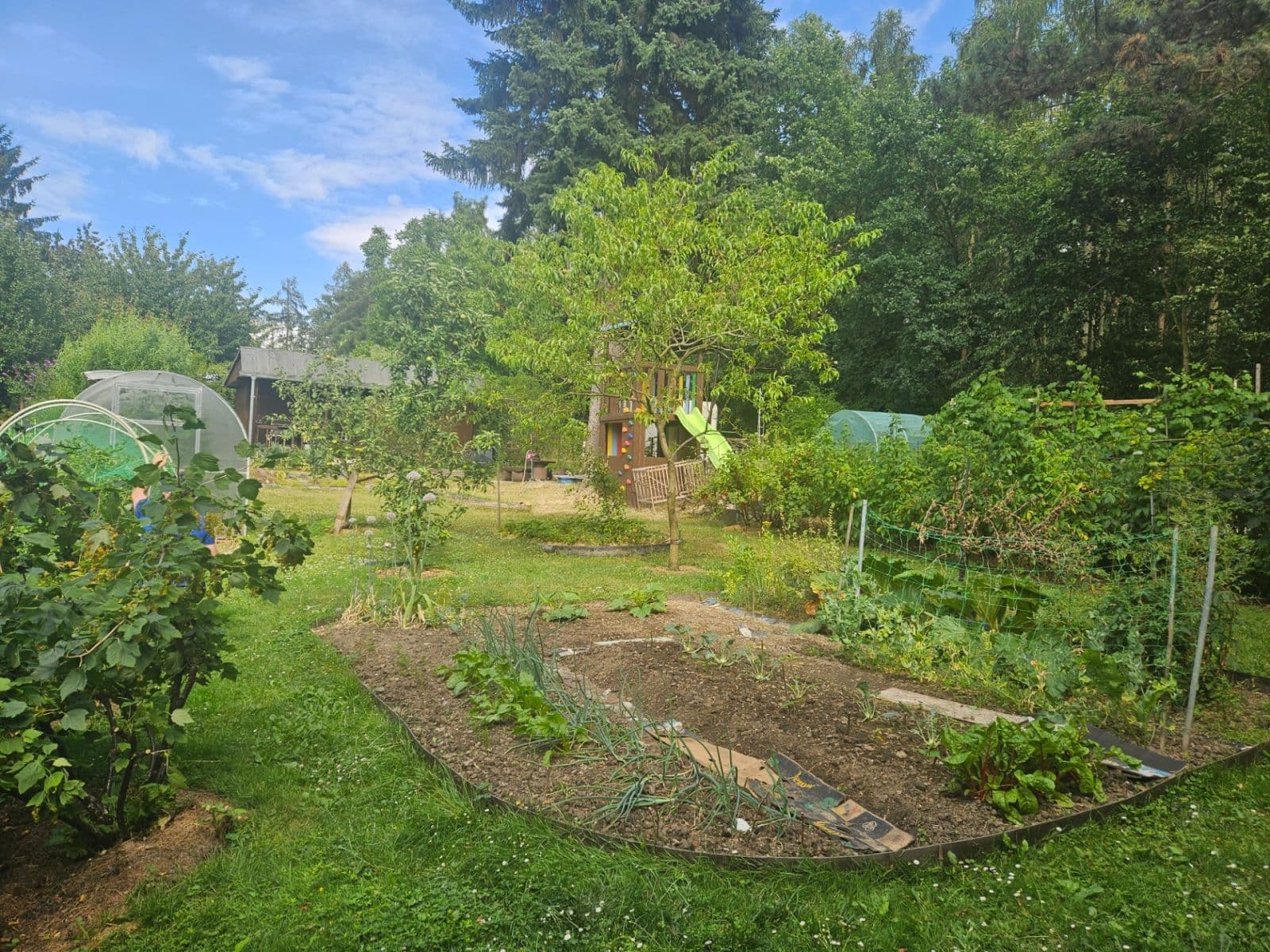 Predaj rekreačného objektu 28 m², pozemek 461 m², K Pazderkám, Praha, Praha Predaj rekreačného objektu 28 m², pozemek 461 m², K Pazderkám, Praha, Praha